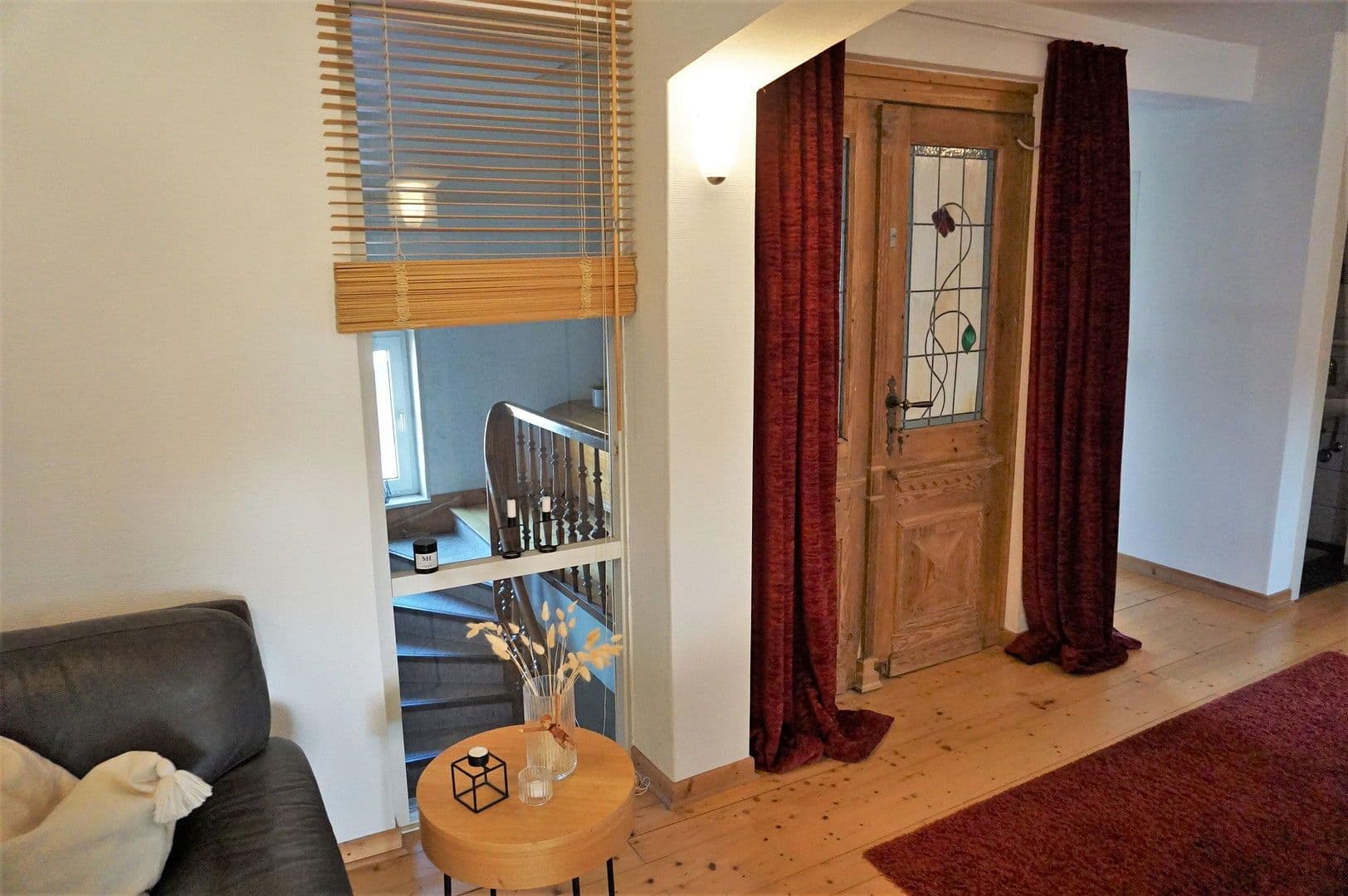 Prenájom bytu 4-izbový 148 m², Rinteln, Dolné Sasko Prenájom bytu 4-izbový 148 m², Rinteln, Dolné Sasko