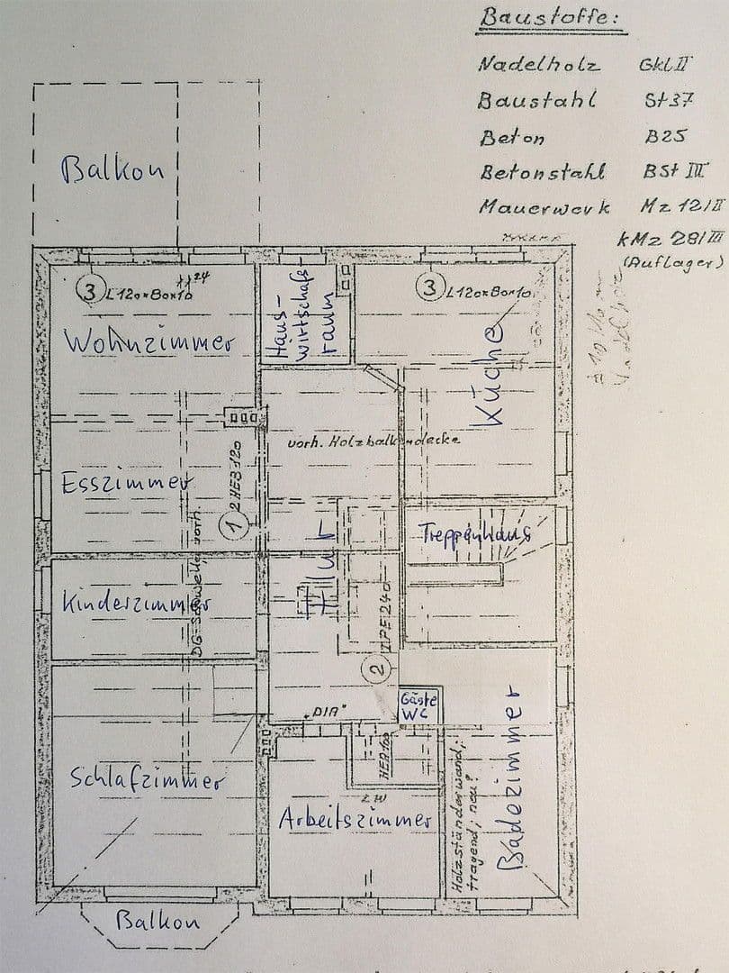 Prenájom bytu 4-izbový 148 m², Rinteln, Dolné Sasko Prenájom bytu 4-izbový 148 m², Rinteln, Dolné Sasko