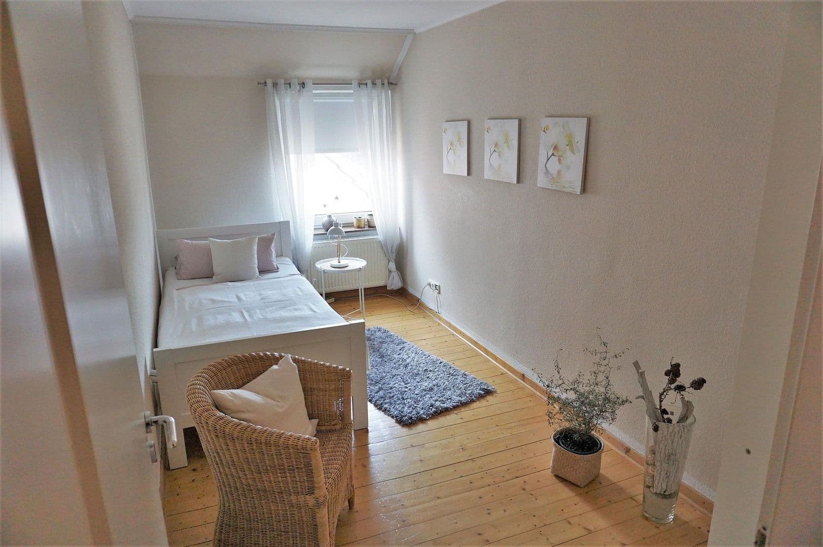 Prenájom bytu 4-izbový 148 m², Rinteln, Dolné Sasko Prenájom bytu 4-izbový 148 m², Rinteln, Dolné Sasko