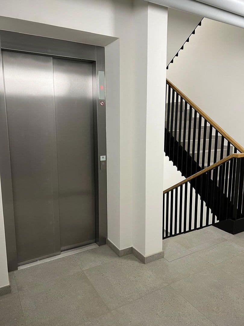 Prenájom bytu 2-izbový 50 m², Hamburg, Hamburg Prenájom bytu 2-izbový 50 m², Hamburg, Hamburg