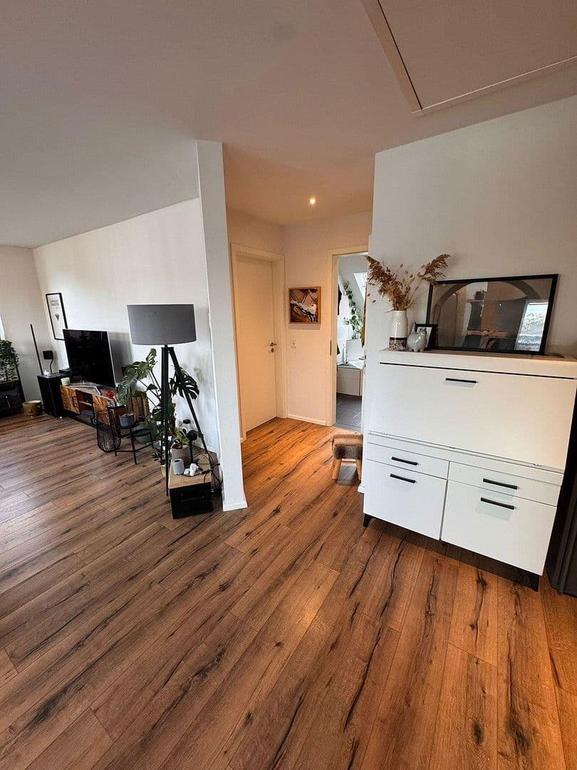 Predaj bytu 3-izbový 97 m², Oldenburg, Dolné Sasko Predaj bytu 3-izbový 97 m², Oldenburg, Dolné Sasko