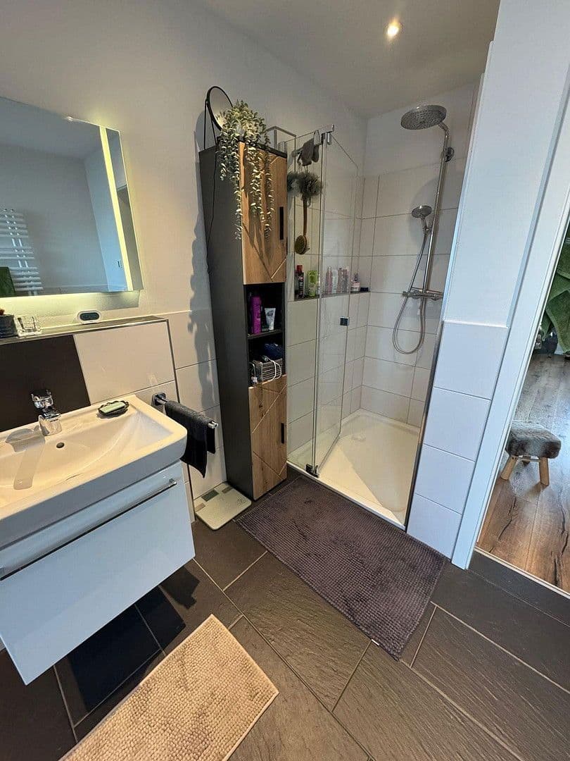 Predaj bytu 3-izbový 97 m², Oldenburg, Dolné Sasko Predaj bytu 3-izbový 97 m², Oldenburg, Dolné Sasko