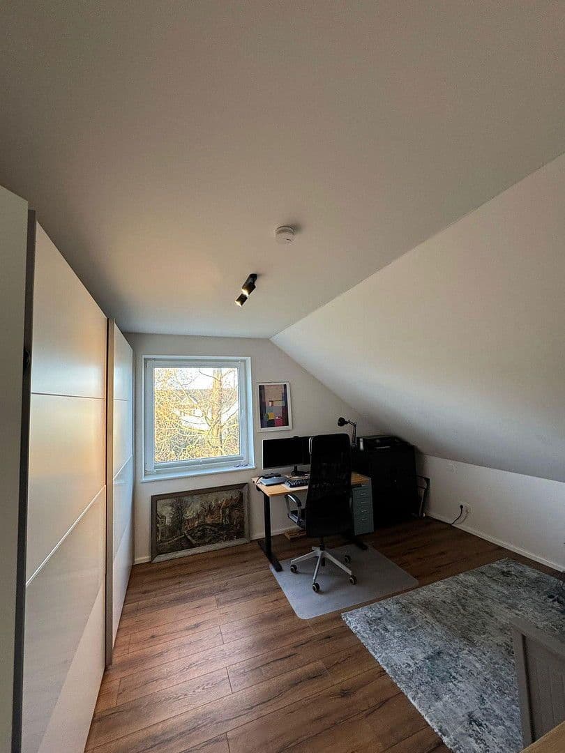 Predaj bytu 3-izbový 97 m², Oldenburg, Dolné Sasko Predaj bytu 3-izbový 97 m², Oldenburg, Dolné Sasko