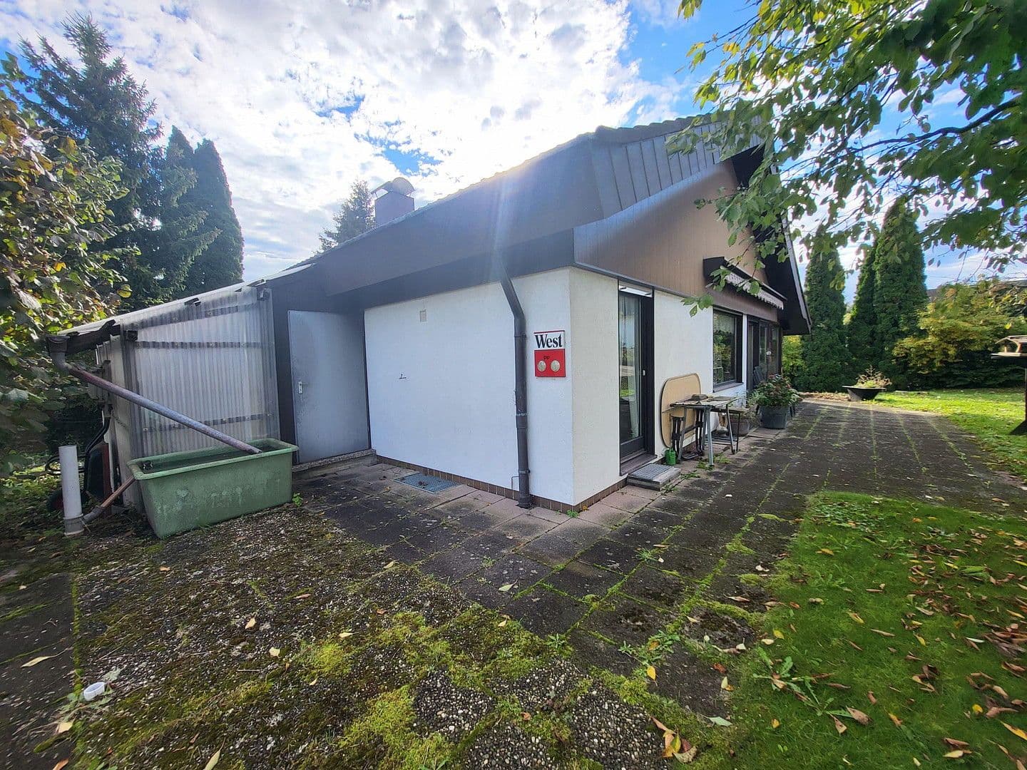 Predaj domu 125 m², pozemek 660 m², Rappenhalde 11, Warthausen, Bádensko-Wurttembersko Predaj domu 125 m², pozemek 660 m², Rappenhalde 11, Warthausen, Bádensko-Wurttembersko