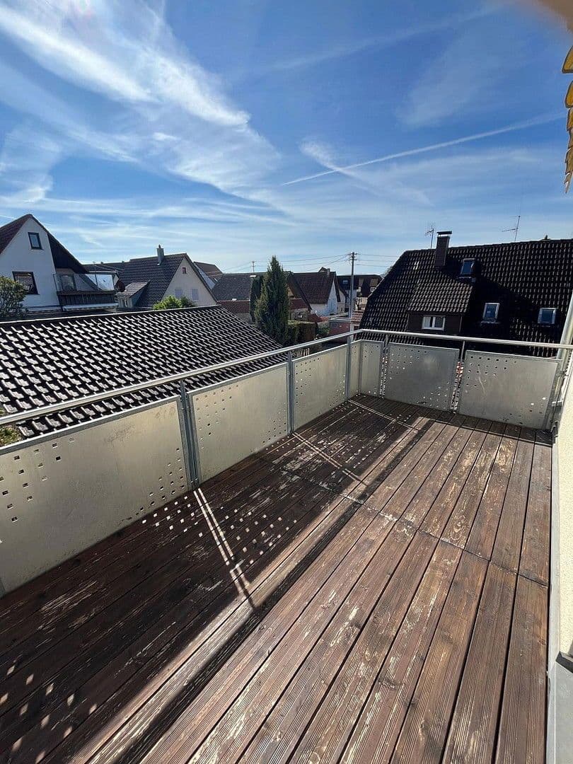 Prenájom bytu 2-izbový 75 m², Weil der Stadt, Bádensko-Wurttembersko Prenájom bytu 2-izbový 75 m², Weil der Stadt, Bádensko-Wurttembersko