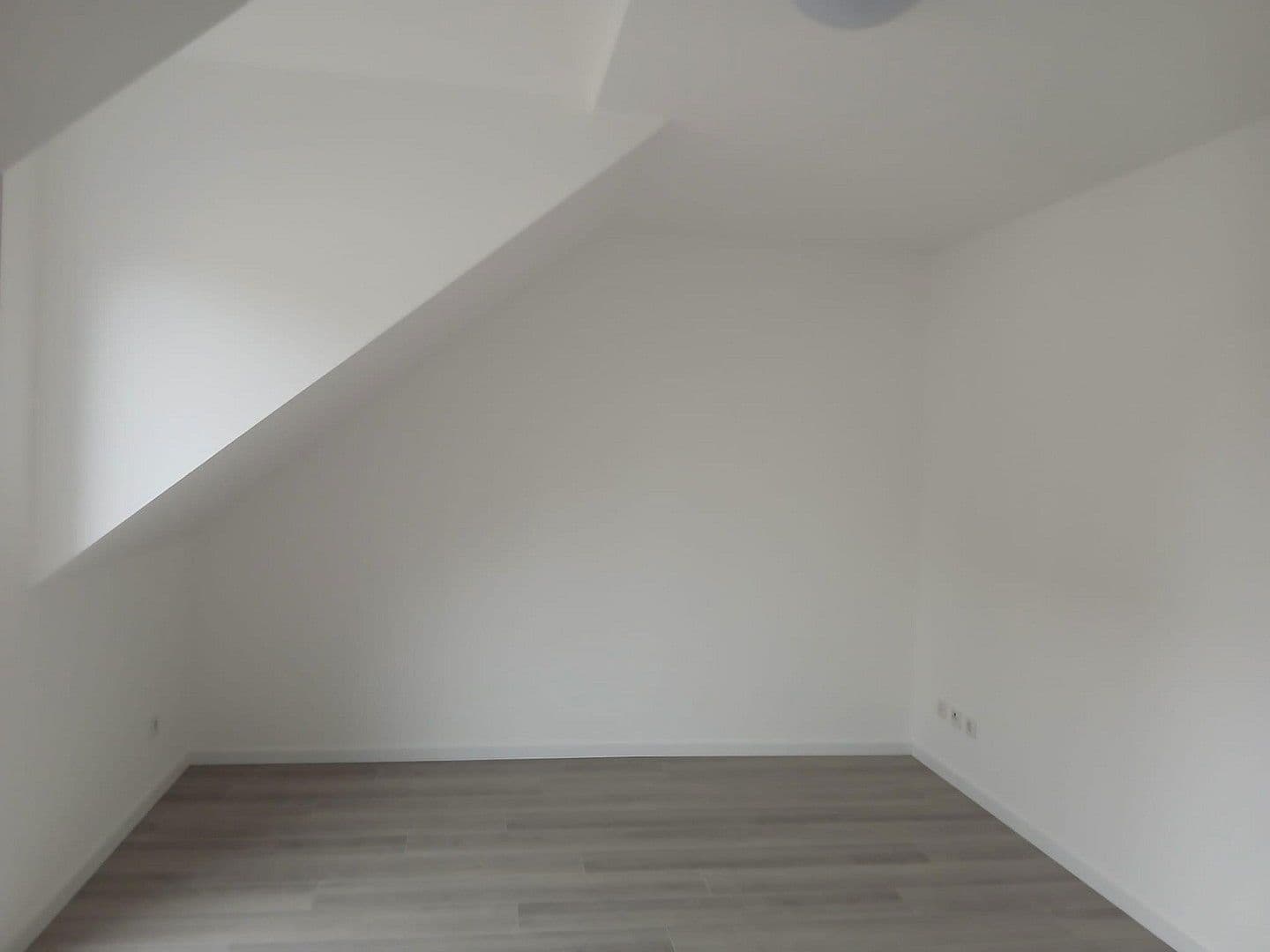 Predaj domu 122 m², pozemek 141 m², Christine-Siegberg-Straße 3, Troisdorf, Severné Porýnie - Westfálsko Predaj domu 122 m², pozemek 141 m², Christine-Siegberg-Straße 3, Troisdorf, Severné Porýnie - Westfálsko
