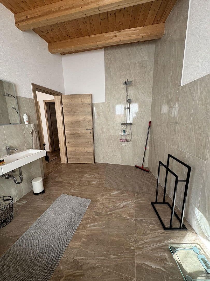 Prenájom domu 128 m², pozemek 266 m², Eichholz Siedlung 9, Fließ, Tirolsko Prenájom domu 128 m², pozemek 266 m², Eichholz Siedlung 9, Fließ, Tirolsko