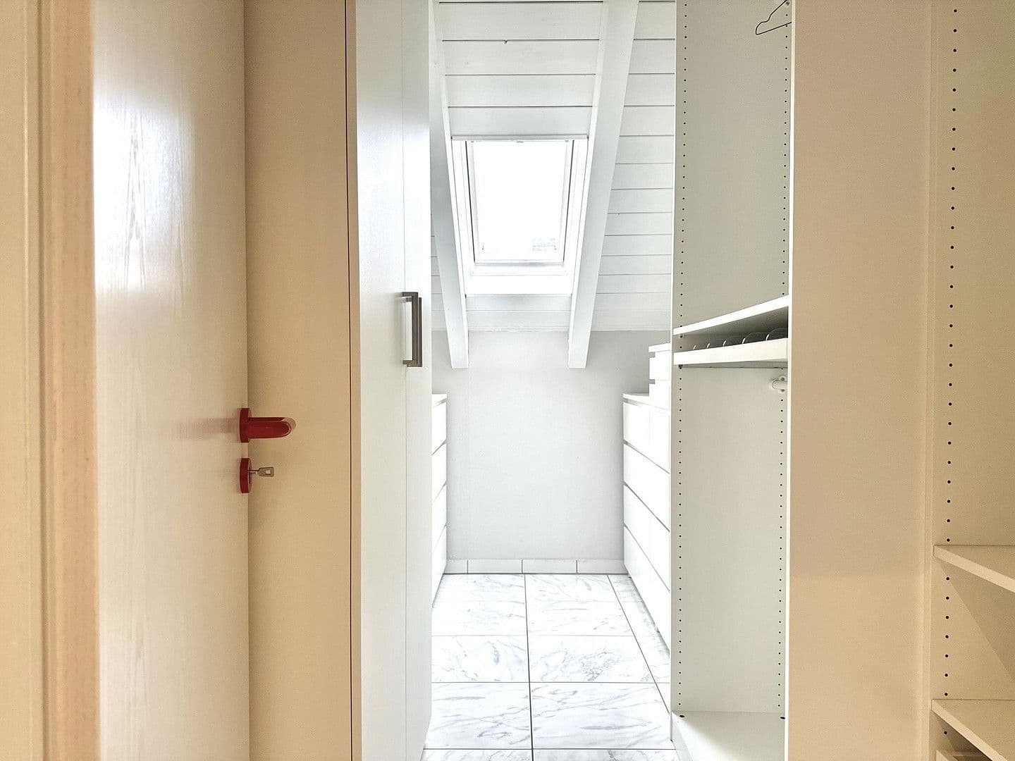 Prenájom bytu 3-izbový 132 m², Nelkenstraße 74, Hochspeyer, Porýnie-Falcko Prenájom bytu 3-izbový 132 m², Nelkenstraße 74, Hochspeyer, Porýnie-Falcko