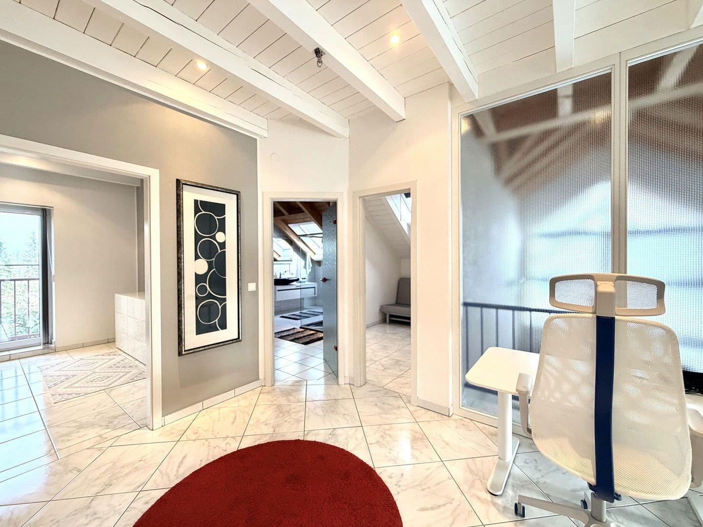 Prenájom bytu 3-izbový 132 m², Nelkenstraße 74, Hochspeyer, Porýnie-Falcko Prenájom bytu 3-izbový 132 m², Nelkenstraße 74, Hochspeyer, Porýnie-Falcko