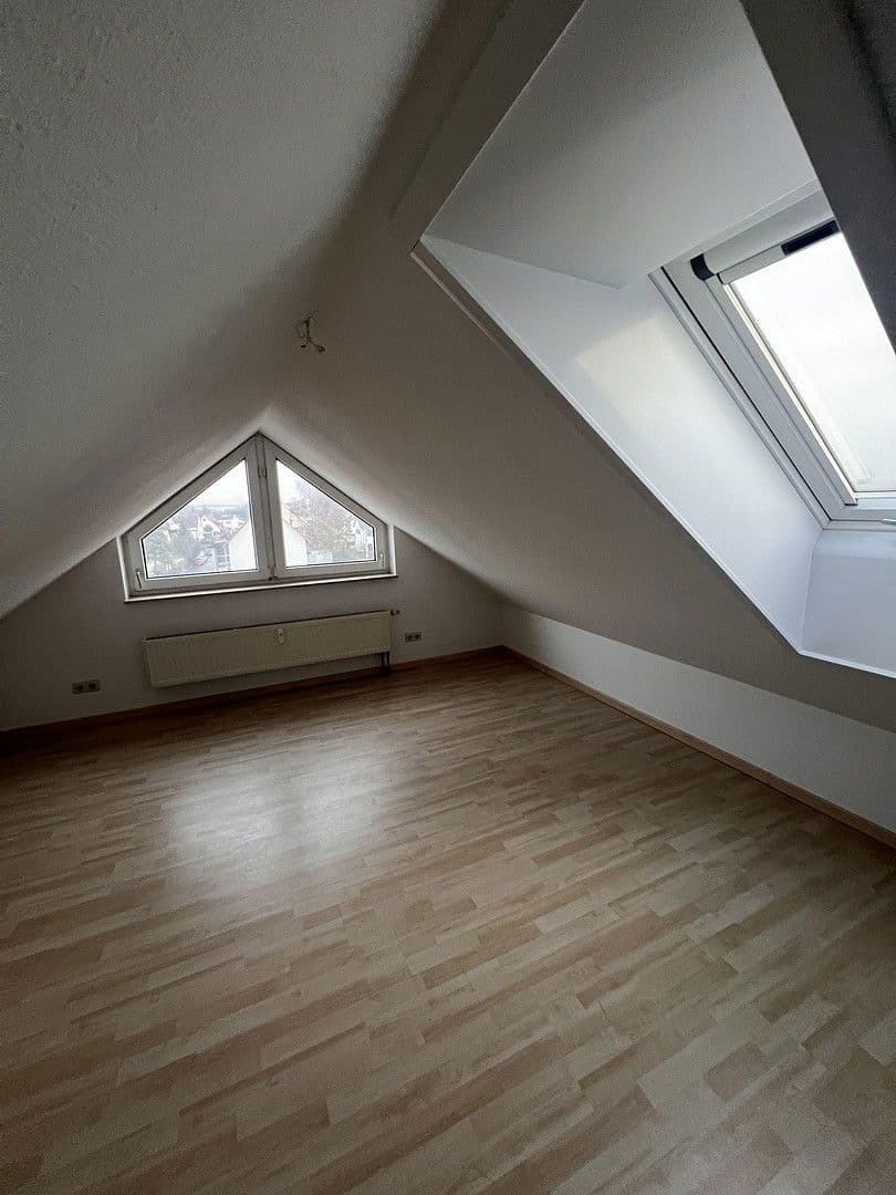 Prenájom bytu 2-izbový 74 m², Fürth, Bavorsko Prenájom bytu 2-izbový 74 m², Fürth, Bavorsko