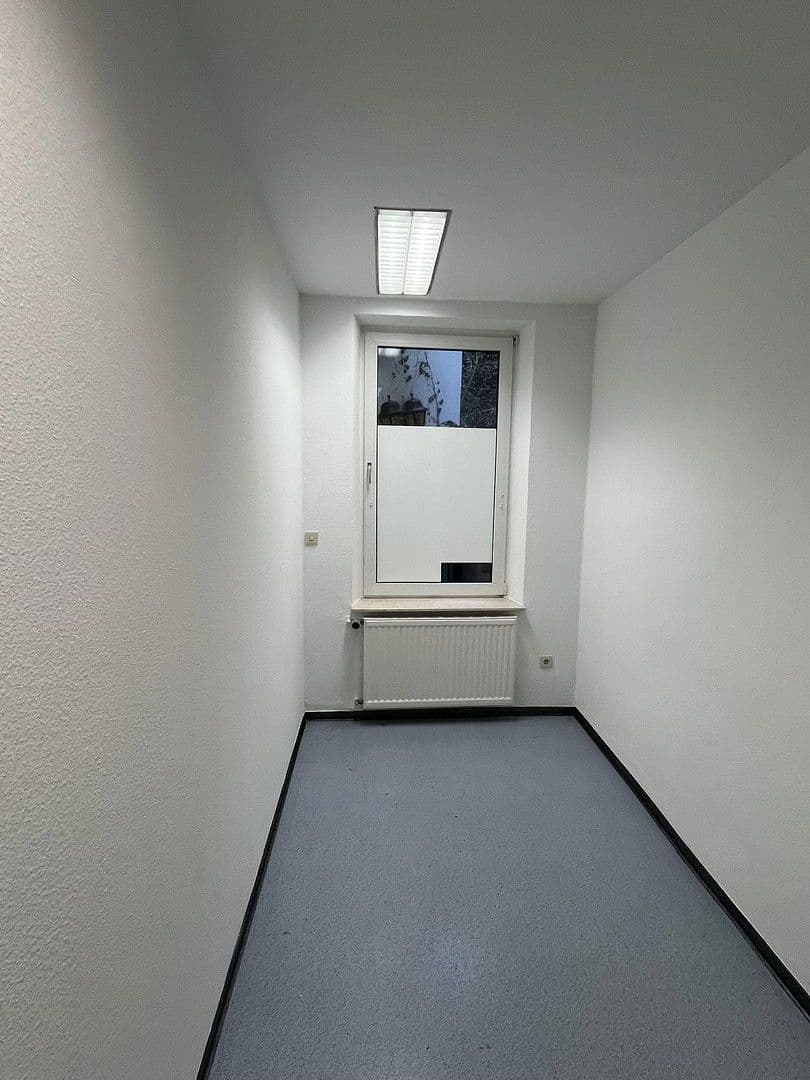 Prenájom nebytového priestoru 80 m², Lingen (Ems), Dolné Sasko Prenájom nebytového priestoru 80 m², Lingen (Ems), Dolné Sasko