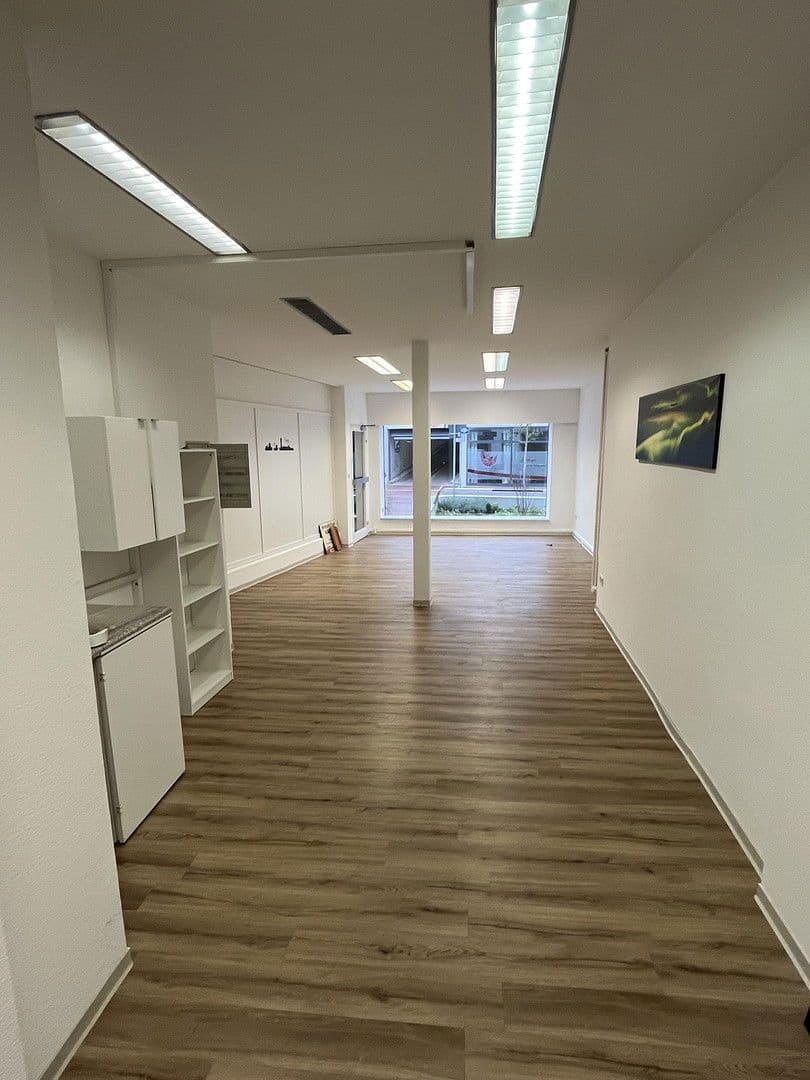 Prenájom nebytového priestoru 80 m², Lingen (Ems), Dolné Sasko Prenájom nebytového priestoru 80 m², Lingen (Ems), Dolné Sasko