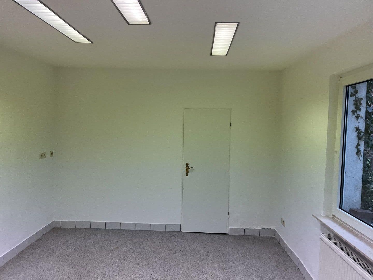 Prenájom nebytového priestoru 80 m², Lingen (Ems), Dolné Sasko Prenájom nebytového priestoru 80 m², Lingen (Ems), Dolné Sasko