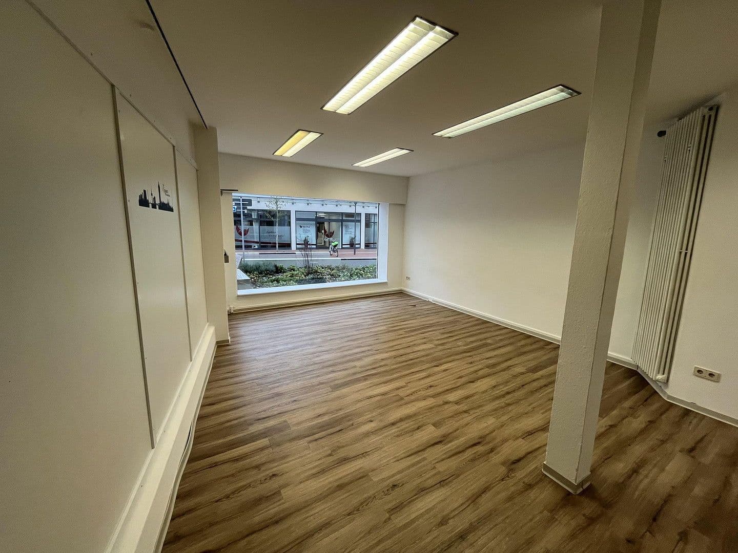 Prenájom nebytového priestoru 80 m², Lingen (Ems), Dolné Sasko Prenájom nebytového priestoru 80 m², Lingen (Ems), Dolné Sasko