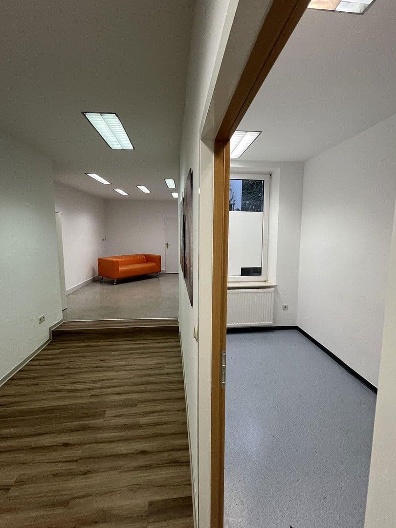 Prenájom nebytového priestoru 80 m², Lingen (Ems), Dolné Sasko Prenájom nebytového priestoru 80 m², Lingen (Ems), Dolné Sasko