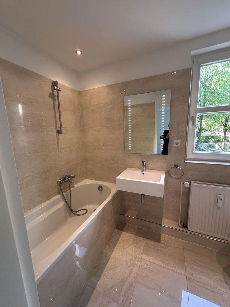 Predaj bytu 2-izbový 65 m², Hamburg, Hamburg Predaj bytu 2-izbový 65 m², Hamburg, Hamburg