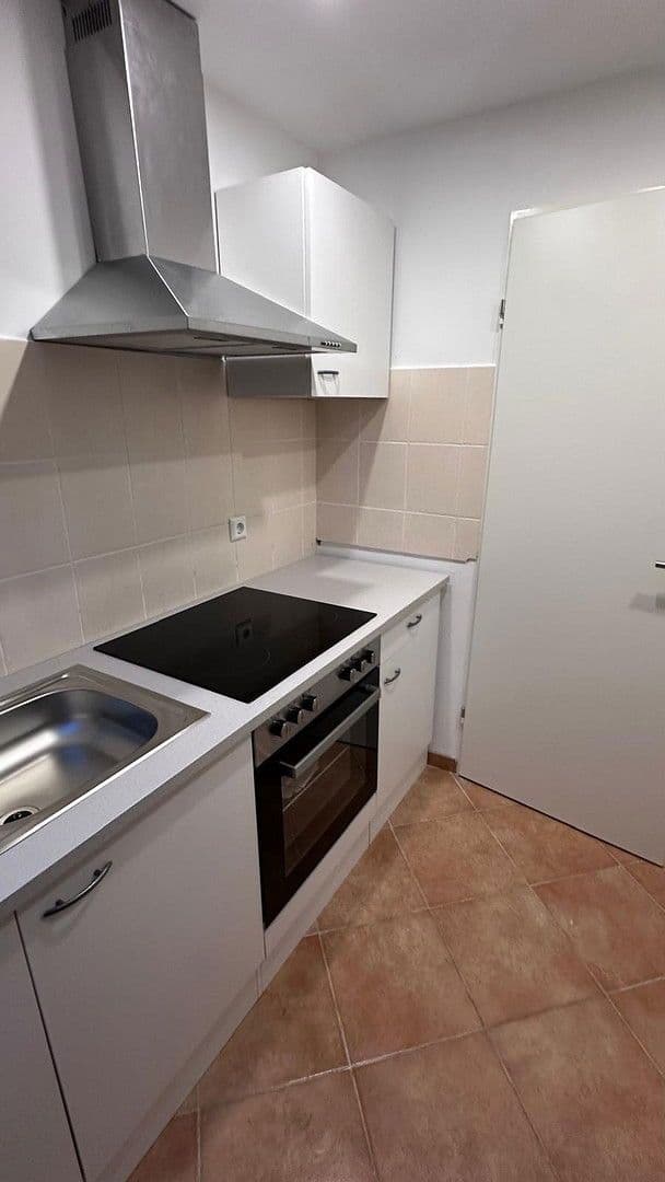 Prenájom bytu 3-izbový 63 m², Kirchstr. 12, Deizisau, Bádensko-Wurttembersko Prenájom bytu 3-izbový 63 m², Kirchstr. 12, Deizisau, Bádensko-Wurttembersko