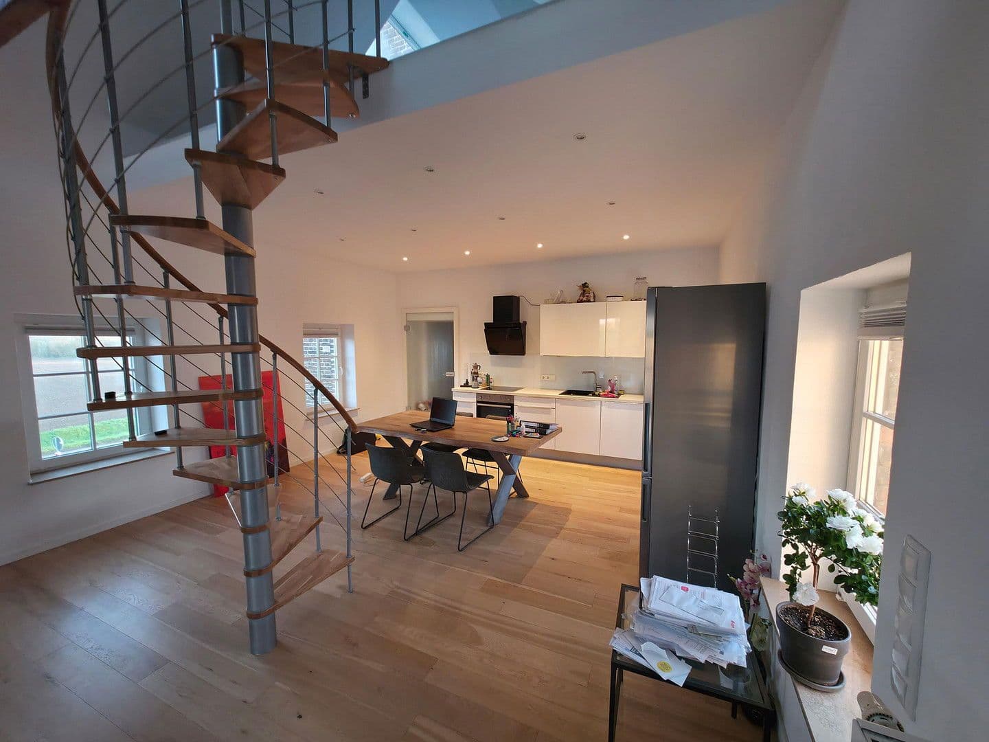 Prenájom bytu 2-izbový 90 m², Von-Bassenheim-Straße 2, Euskirchen, Severné Porýnie - Westfálsko Prenájom bytu 2-izbový 90 m², Von-Bassenheim-Straße 2, Euskirchen, Severné Porýnie - Westfálsko