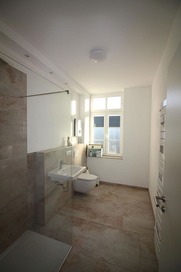 Prenájom bytu 2-izbový 90 m², Von-Bassenheim-Straße 2, Euskirchen, Severné Porýnie - Westfálsko Prenájom bytu 2-izbový 90 m², Von-Bassenheim-Straße 2, Euskirchen, Severné Porýnie - Westfálsko