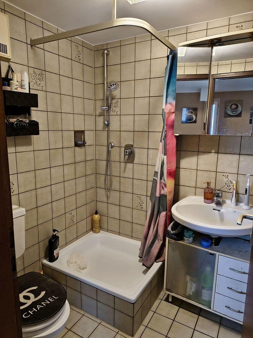 Prenájom bytu 3-izbový 60 m², Wendlingen am Neckar, Bádensko-Wurttembersko Prenájom bytu 3-izbový 60 m², Wendlingen am Neckar, Bádensko-Wurttembersko