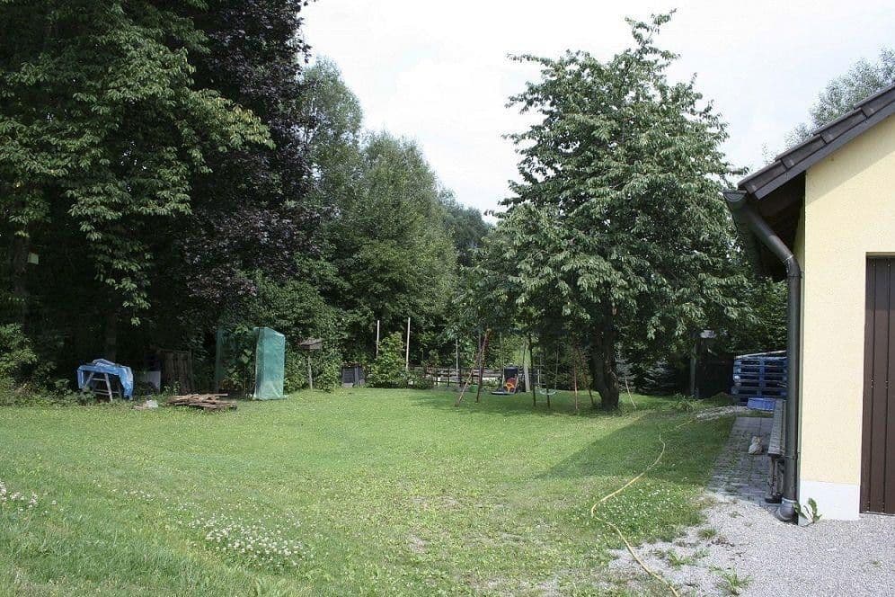 Prenájom bytu 6-izbový 190 m², Ziegelmoosstraße 25, Rain, Bavorsko Prenájom bytu 6-izbový 190 m², Ziegelmoosstraße 25, Rain, Bavorsko