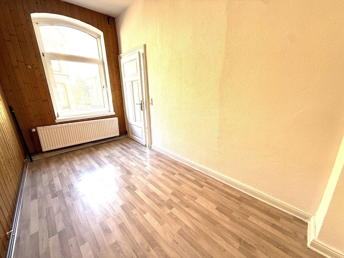 Prenájom bytu 7-izbový 130 m², Orleansstraße 8, Hildesheim, Dolné Sasko Prenájom bytu 7-izbový 130 m², Orleansstraße 8, Hildesheim, Dolné Sasko