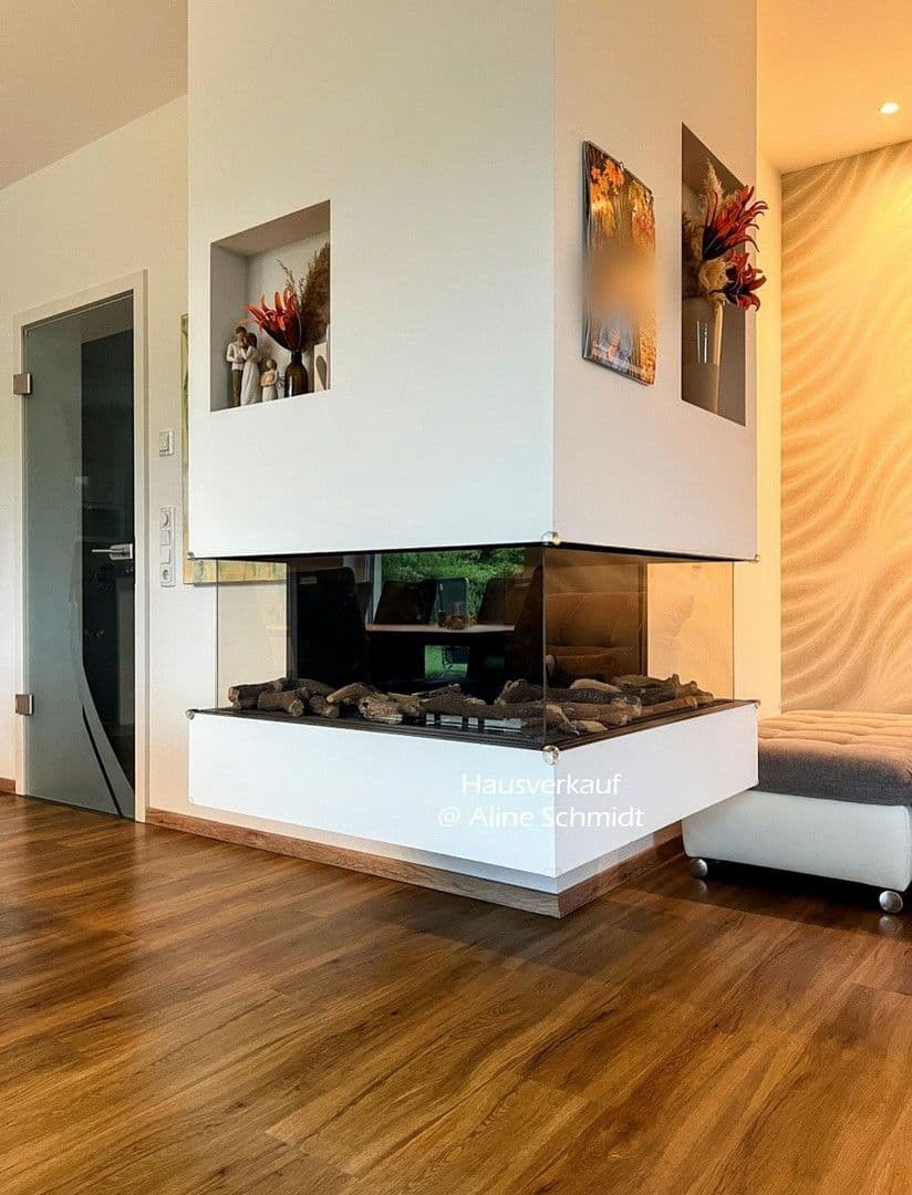 Predaj domu 210 m², pozemek 783 m², Radebeul, Sasko Predaj domu 210 m², pozemek 783 m², Radebeul, Sasko