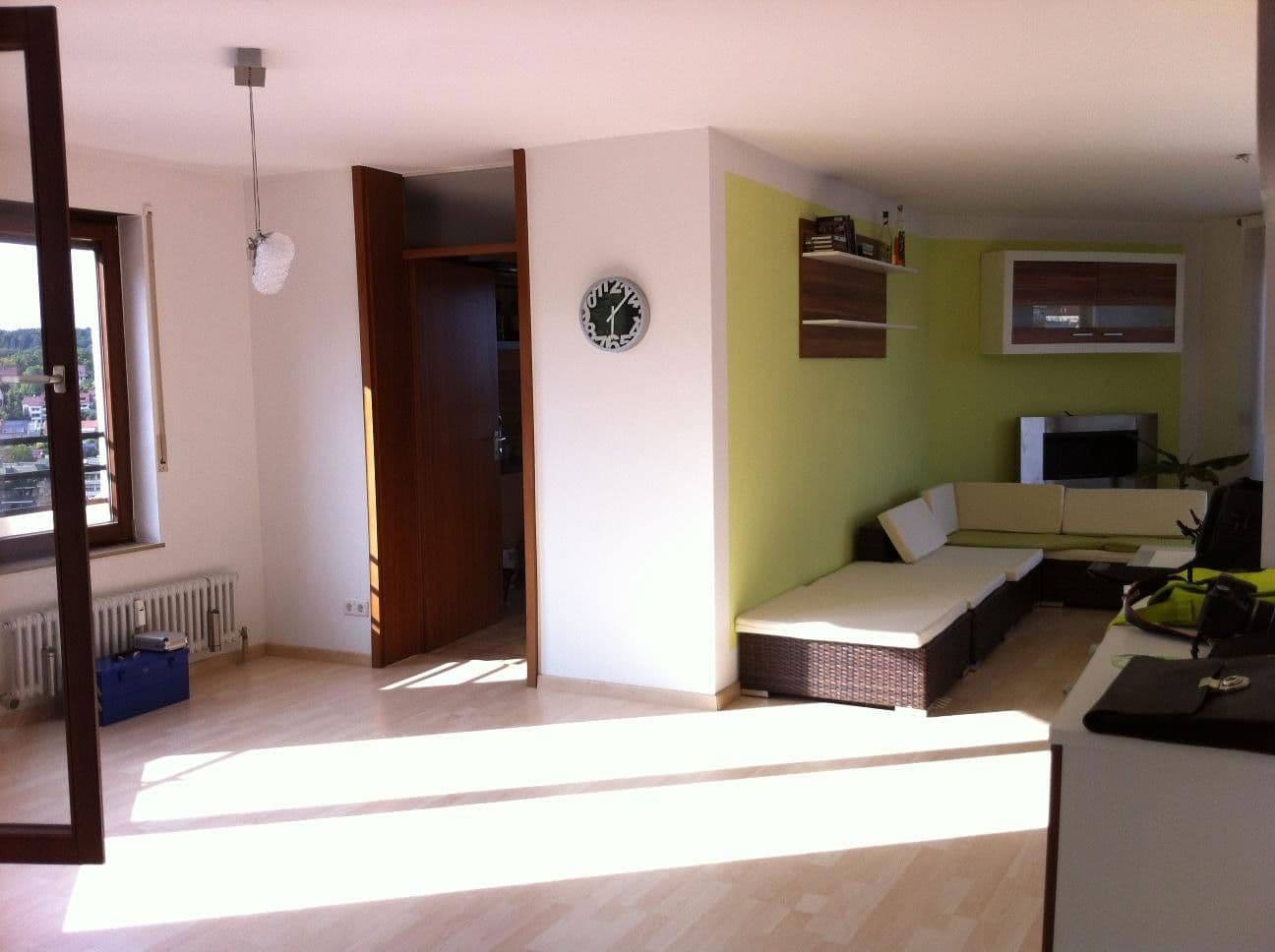 Prenájom bytu 2-izbový 94 m², Stuttgart, Bádensko-Wurttembersko Prenájom bytu 2-izbový 94 m², Stuttgart, Bádensko-Wurttembersko