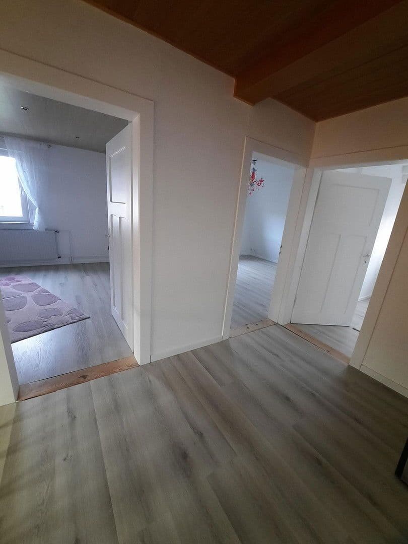 Predaj domu 297 m², pozemek 1.655 m², Dorfstraße 118, Michelstadt, Hesensko Predaj domu 297 m², pozemek 1.655 m², Dorfstraße 118, Michelstadt, Hesensko