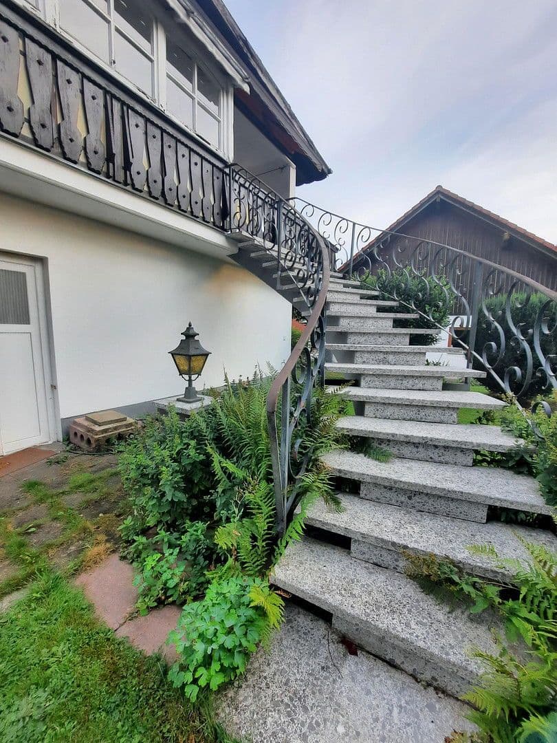 Predaj domu 297 m², pozemek 1.655 m², Dorfstraße 118, Michelstadt, Hesensko Predaj domu 297 m², pozemek 1.655 m², Dorfstraße 118, Michelstadt, Hesensko