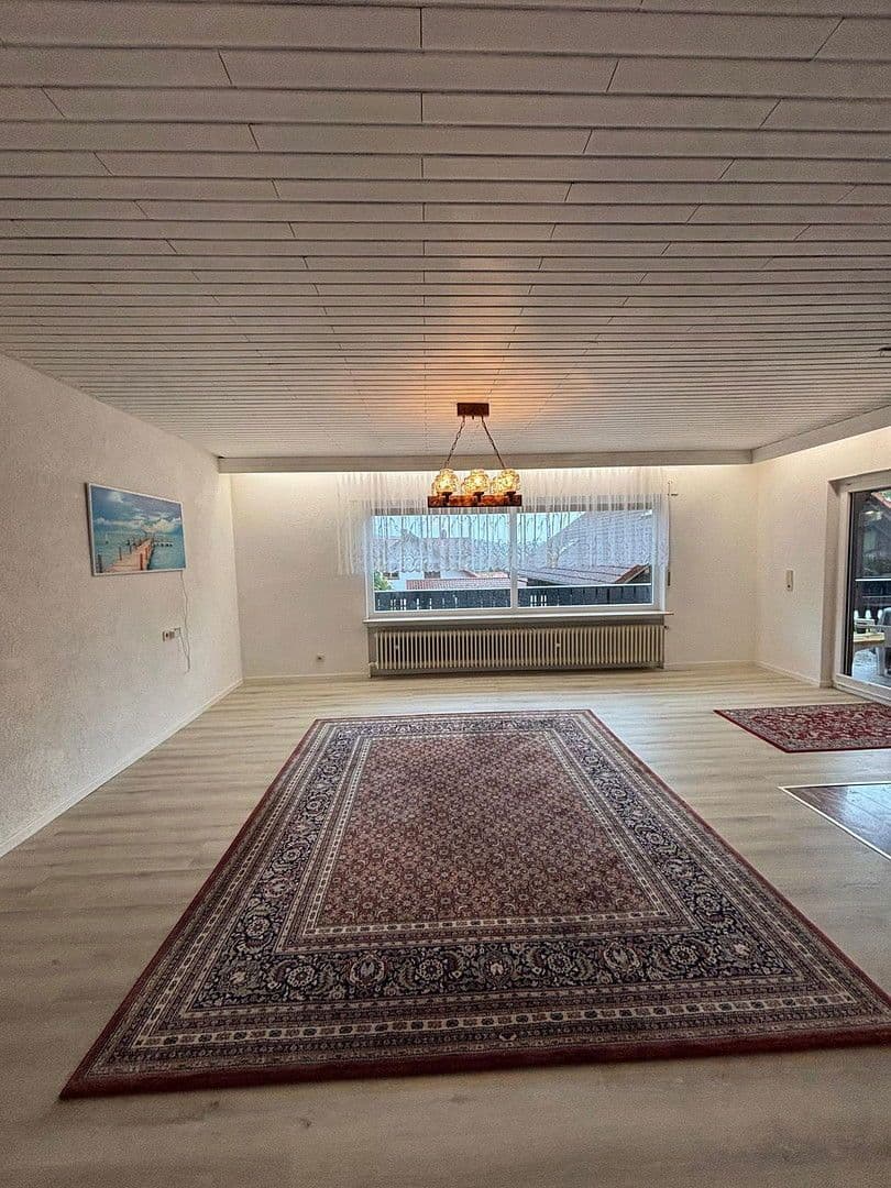 Predaj domu 297 m², pozemek 1.655 m², Dorfstraße 118, Michelstadt, Hesensko Predaj domu 297 m², pozemek 1.655 m², Dorfstraße 118, Michelstadt, Hesensko