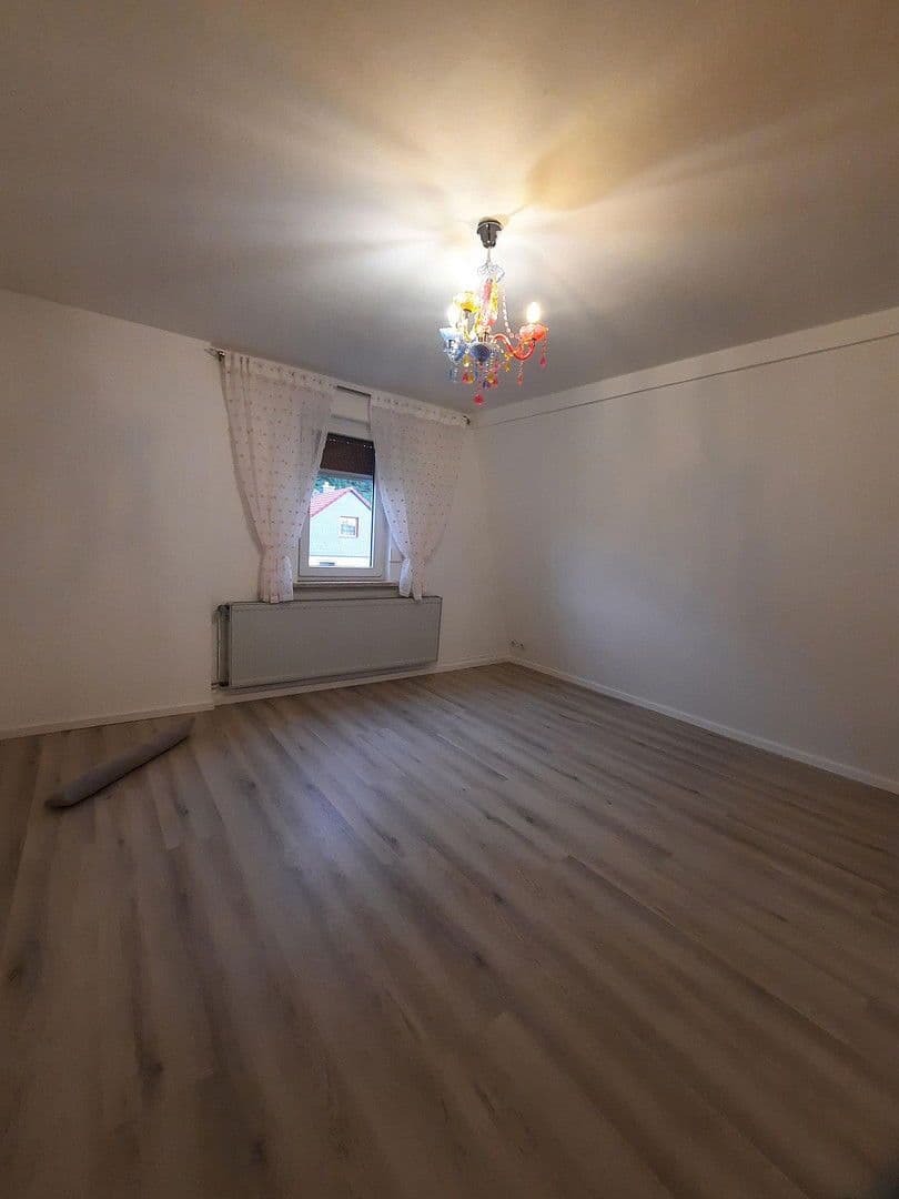 Predaj domu 297 m², pozemek 1.655 m², Dorfstraße 118, Michelstadt, Hesensko Predaj domu 297 m², pozemek 1.655 m², Dorfstraße 118, Michelstadt, Hesensko