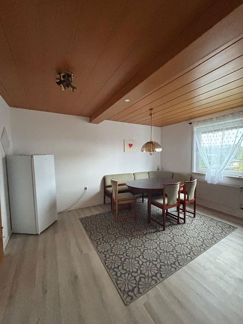 Predaj domu 297 m², pozemek 1.655 m², Dorfstraße 118, Michelstadt, Hesensko Predaj domu 297 m², pozemek 1.655 m², Dorfstraße 118, Michelstadt, Hesensko