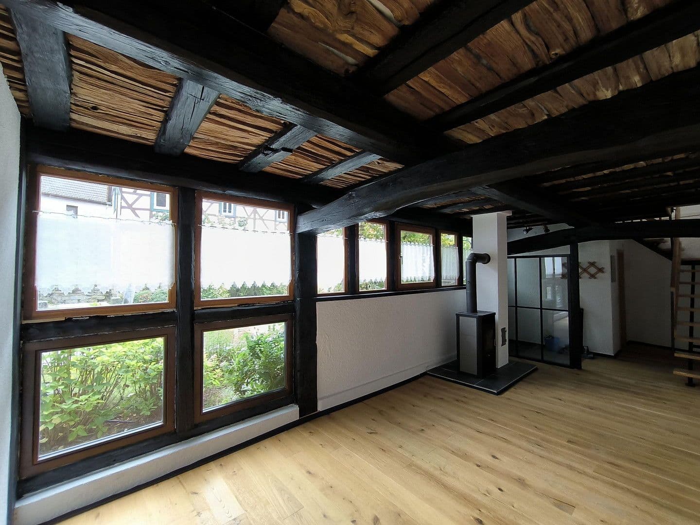 Predaj domu 325 m², pozemek 757 m², Friedhofstr. 2, Lautertal (Odenwald), Hesensko Predaj domu 325 m², pozemek 757 m², Friedhofstr. 2, Lautertal (Odenwald), Hesensko