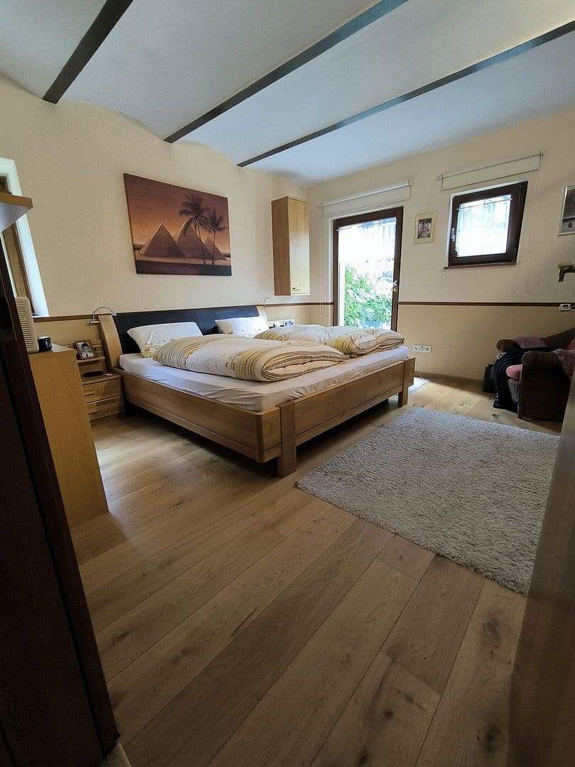 Predaj domu 325 m², pozemek 757 m², Friedhofstr. 2, Lautertal (Odenwald), Hesensko Predaj domu 325 m², pozemek 757 m², Friedhofstr. 2, Lautertal (Odenwald), Hesensko