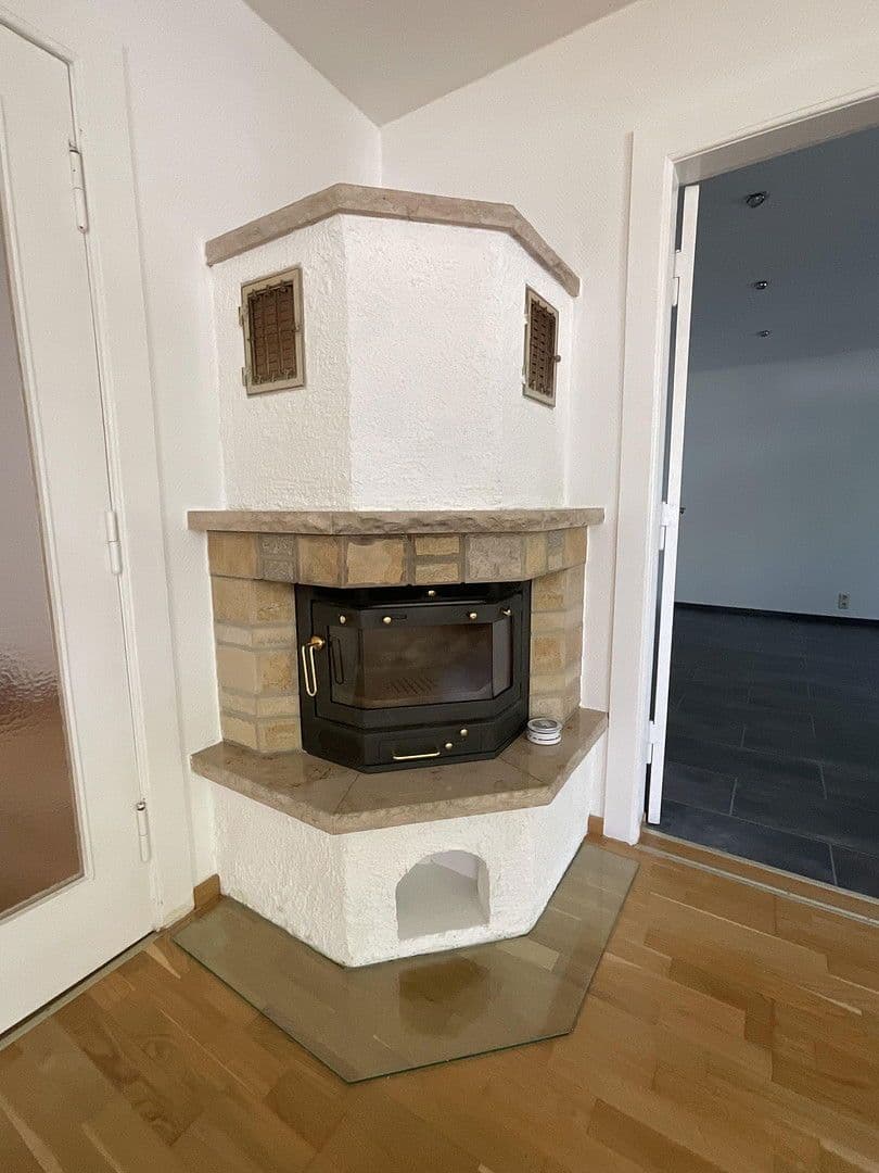 Predaj domu 225 m², pozemek 810 m², Karl-Marx-Straße 51, Schulzendorf, Brandenbursko Predaj domu 225 m², pozemek 810 m², Karl-Marx-Straße 51, Schulzendorf, Brandenbursko