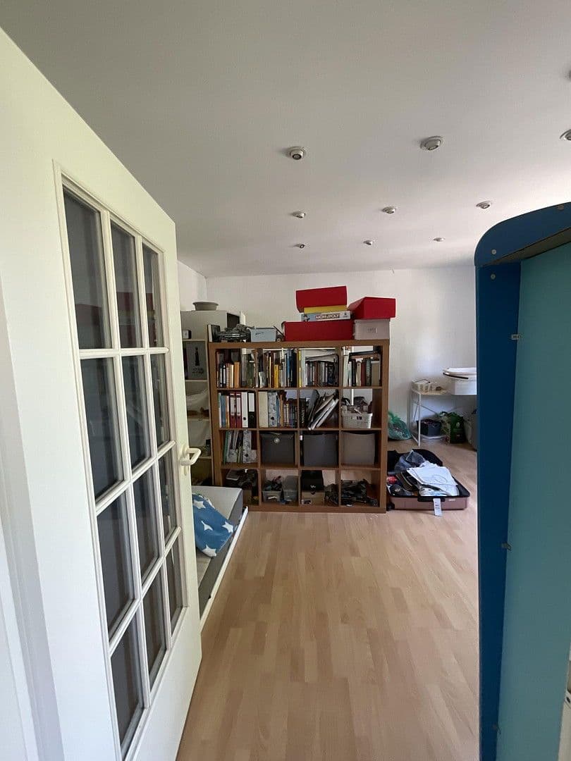 Predaj domu 225 m², pozemek 810 m², Karl-Marx-Straße 51, Schulzendorf, Brandenbursko Predaj domu 225 m², pozemek 810 m², Karl-Marx-Straße 51, Schulzendorf, Brandenbursko