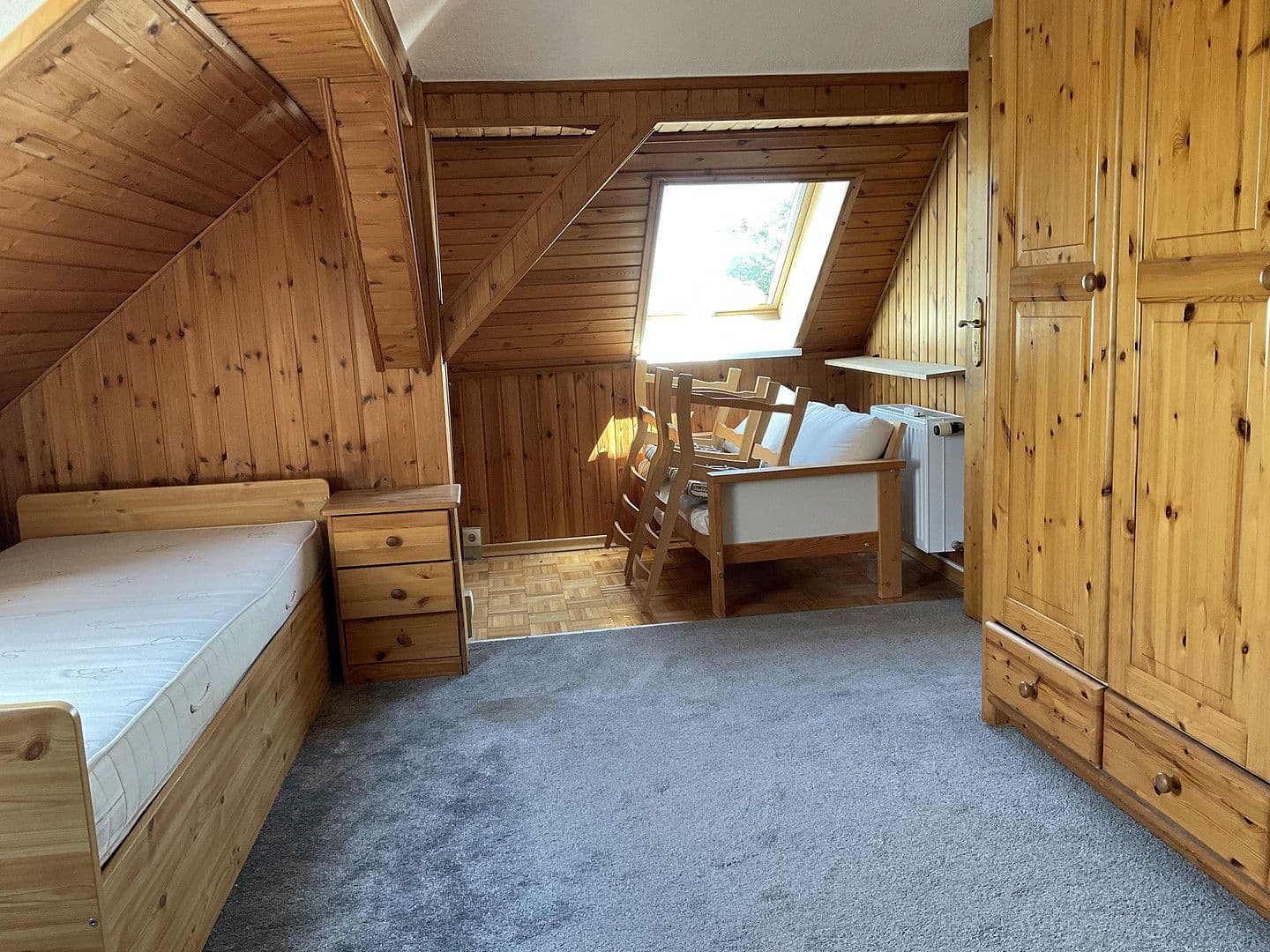 Predaj domu 225 m², pozemek 810 m², Karl-Marx-Straße 51, Schulzendorf, Brandenbursko Predaj domu 225 m², pozemek 810 m², Karl-Marx-Straße 51, Schulzendorf, Brandenbursko