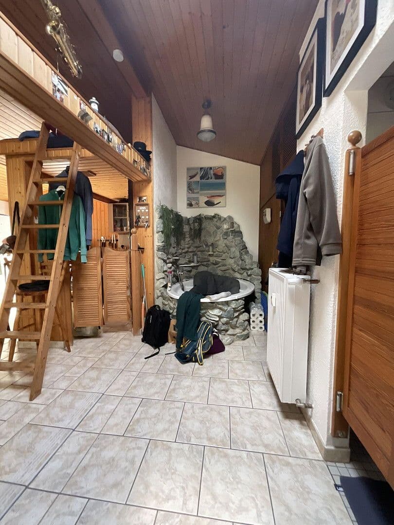 Predaj domu 225 m², pozemek 810 m², Karl-Marx-Straße 51, Schulzendorf, Brandenbursko Predaj domu 225 m², pozemek 810 m², Karl-Marx-Straße 51, Schulzendorf, Brandenbursko