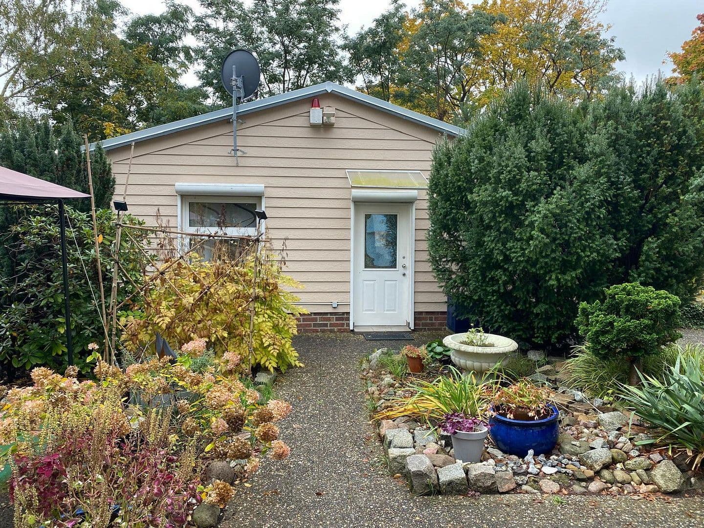 Predaj domu 225 m², pozemek 810 m², Karl-Marx-Straße 51, Schulzendorf, Brandenbursko Predaj domu 225 m², pozemek 810 m², Karl-Marx-Straße 51, Schulzendorf, Brandenbursko