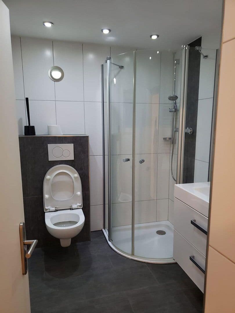 Predaj domu 198 m², pozemek 345 m², Hauptstrasse 16, Hirschhorn/Pfalz, Porýnie-Falcko Predaj domu 198 m², pozemek 345 m², Hauptstrasse 16, Hirschhorn/Pfalz, Porýnie-Falcko