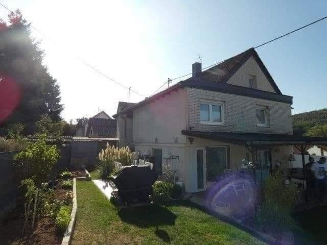 Predaj domu 198 m², pozemek 345 m², Hauptstrasse 16, Hirschhorn/Pfalz, Porýnie-Falcko Predaj domu 198 m², pozemek 345 m², Hauptstrasse 16, Hirschhorn/Pfalz, Porýnie-Falcko