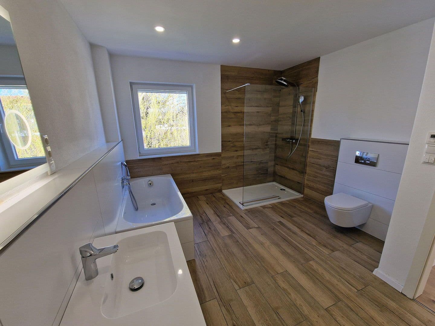 Predaj domu 160 m², pozemek 345 m², Altenmünster, Bavorsko Predaj domu 160 m², pozemek 345 m², Altenmünster, Bavorsko