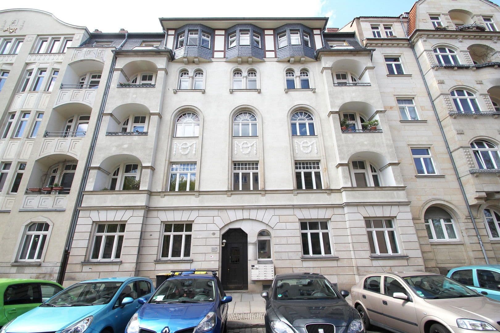 Prenájom bytu 4-izbový 132 m², Arnoldstraße 31, Dresden, Sasko Prenájom bytu 4-izbový 132 m², Arnoldstraße 31, Dresden, Sasko