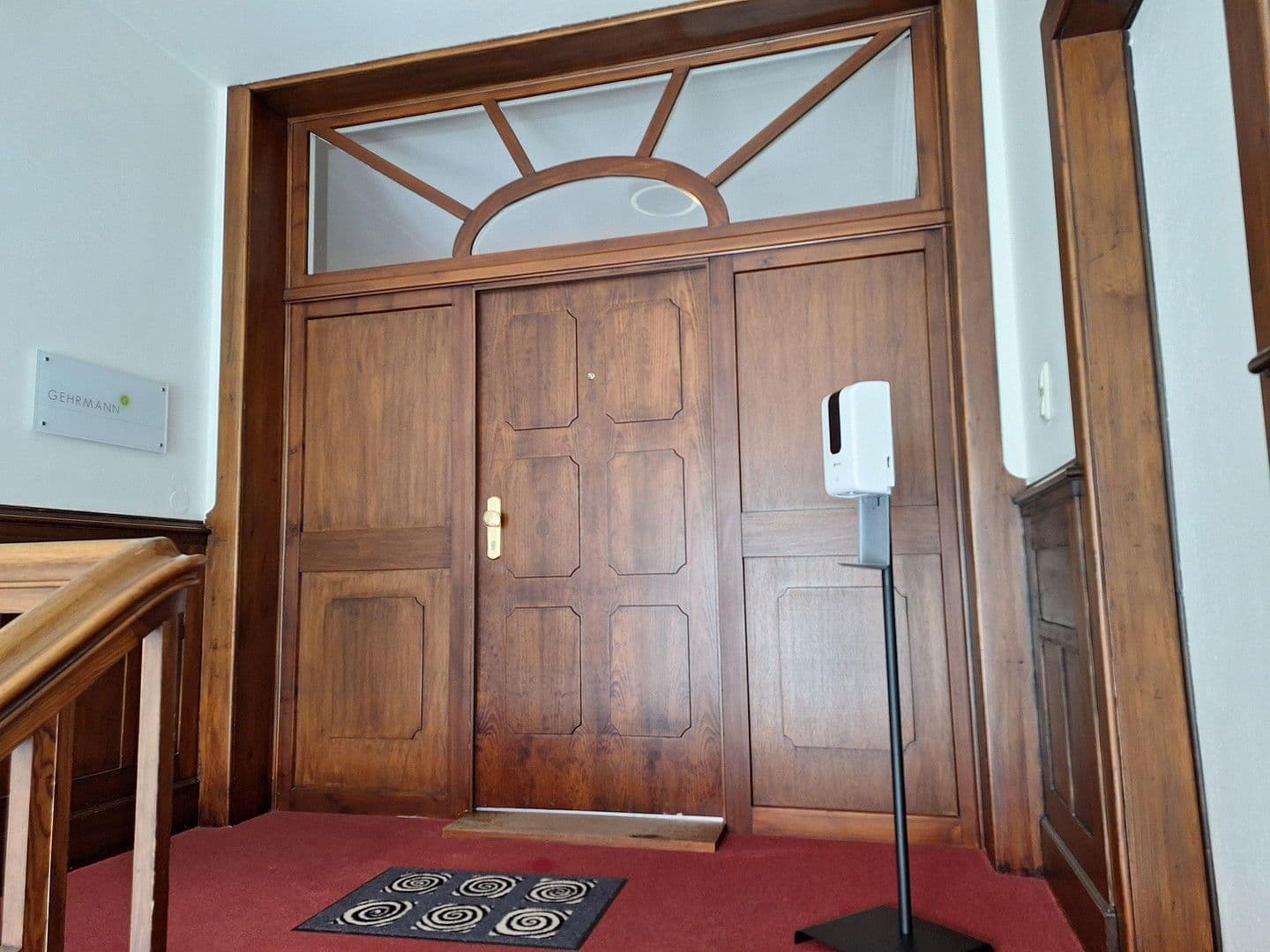 Prenájom kancelárie 250 m², Loebensteinstr. 38, Hannover, Dolné Sasko Prenájom kancelárie 250 m², Loebensteinstr. 38, Hannover, Dolné Sasko