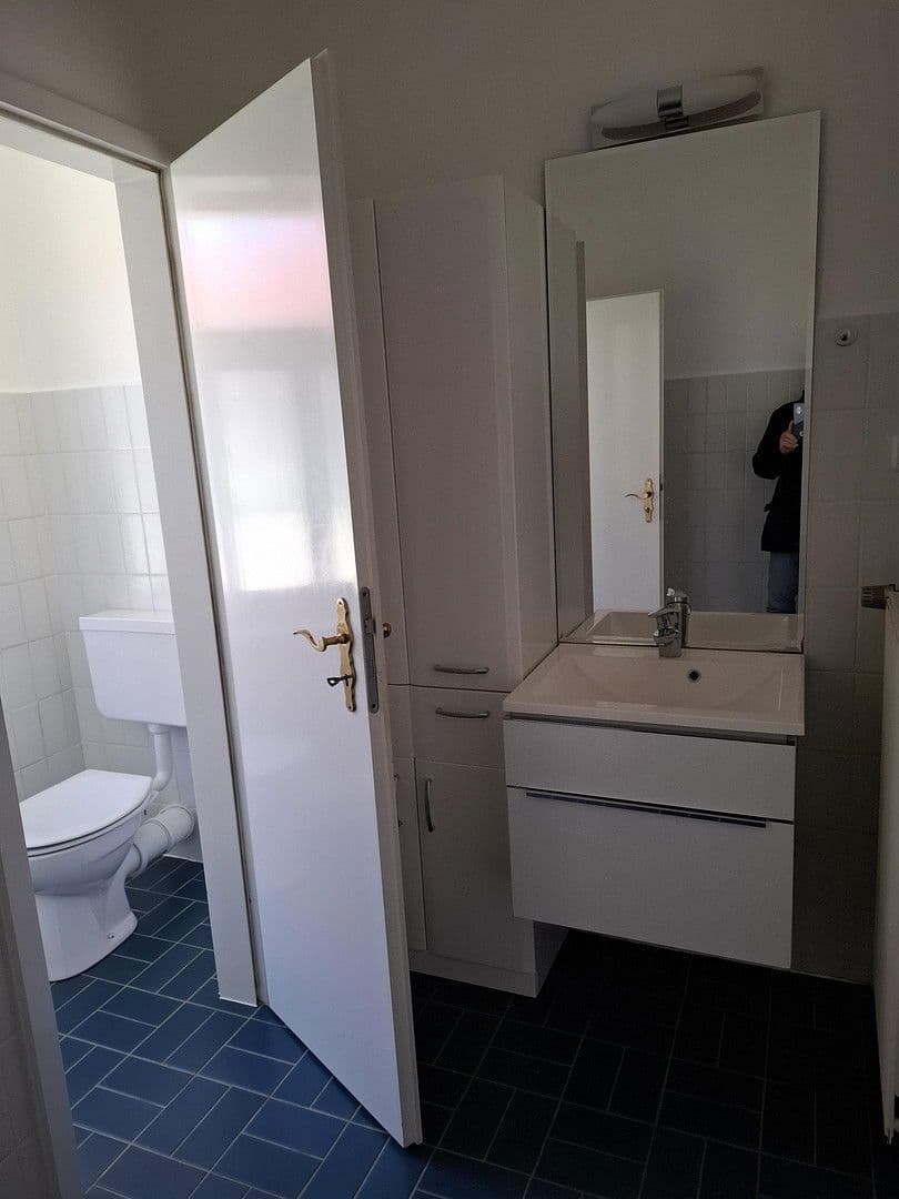 Prenájom kancelárie 250 m², Loebensteinstr. 38, Hannover, Dolné Sasko Prenájom kancelárie 250 m², Loebensteinstr. 38, Hannover, Dolné Sasko