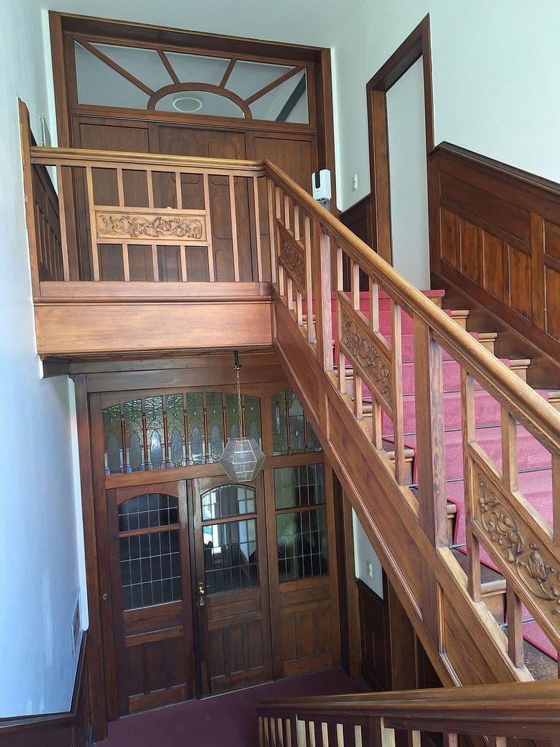 Prenájom kancelárie 250 m², Loebensteinstr. 38, Hannover, Dolné Sasko Prenájom kancelárie 250 m², Loebensteinstr. 38, Hannover, Dolné Sasko