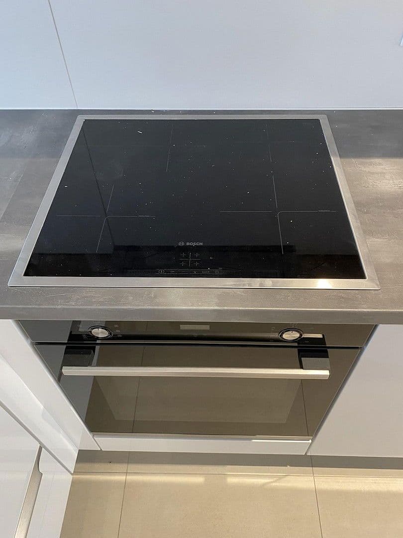 Prenájom bytu 3-izbový 100 m², Friedrich-Engels-Damm 83, Bad Saarow, Brandenbursko Prenájom bytu 3-izbový 100 m², Friedrich-Engels-Damm 83, Bad Saarow, Brandenbursko