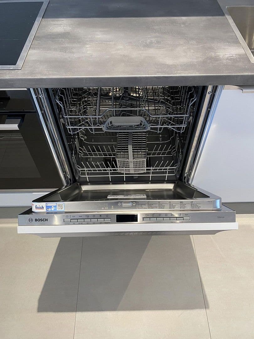 Prenájom bytu 3-izbový 100 m², Friedrich-Engels-Damm 83, Bad Saarow, Brandenbursko Prenájom bytu 3-izbový 100 m², Friedrich-Engels-Damm 83, Bad Saarow, Brandenbursko