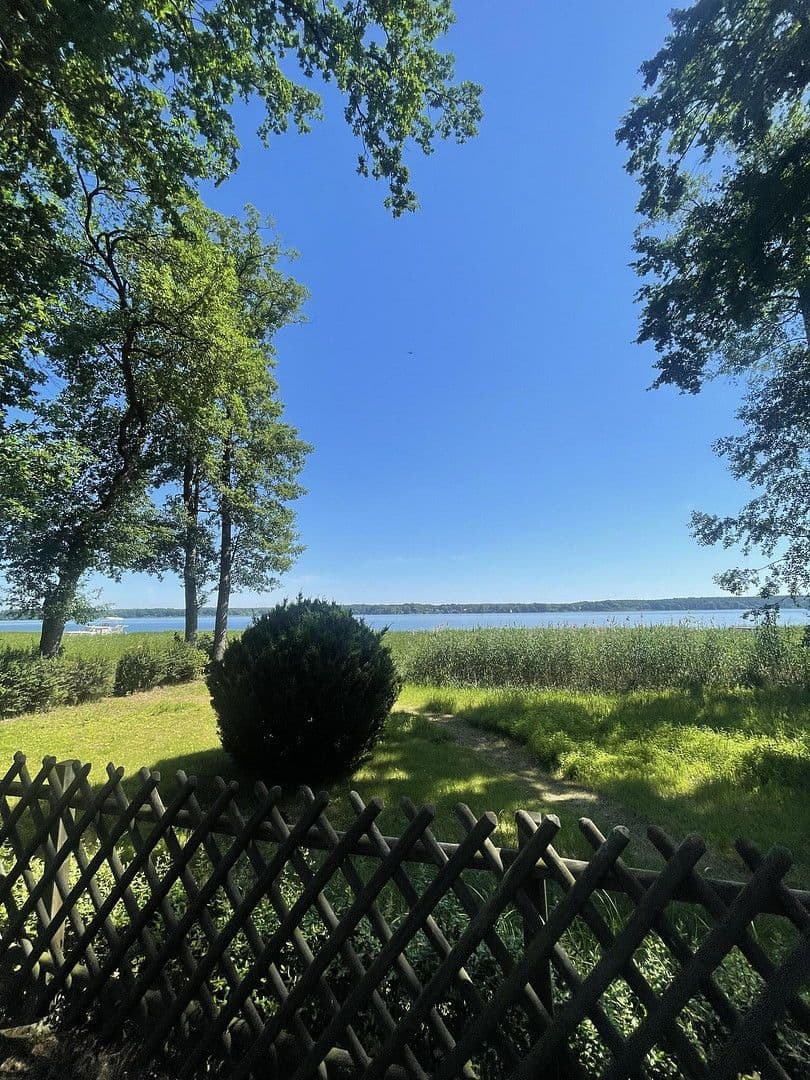 Prenájom bytu 3-izbový 100 m², Friedrich-Engels-Damm 83, Bad Saarow, Brandenbursko Prenájom bytu 3-izbový 100 m², Friedrich-Engels-Damm 83, Bad Saarow, Brandenbursko